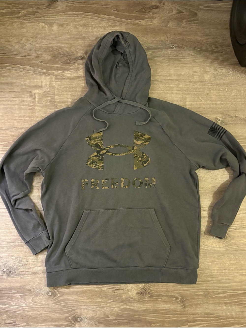 Under Armour Men's Gray Hoodie with Camo Logo